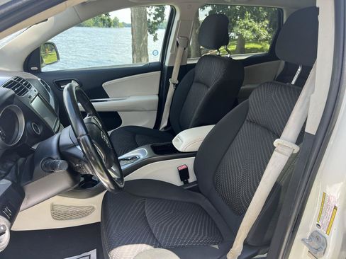 Used 2012 Dodge Journey R/T w/ Flexible Seating Group AWD/4WD image 26