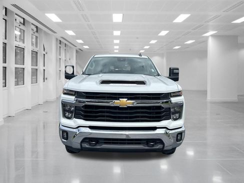 Certified 2025 Chevrolet Silverado 2500 LT w/ Convenience Package AWD/4WD image 2