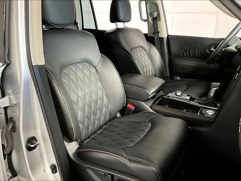 Used 2024 Nissan Armada Platinum w/ Captain's Chairs Package image 7