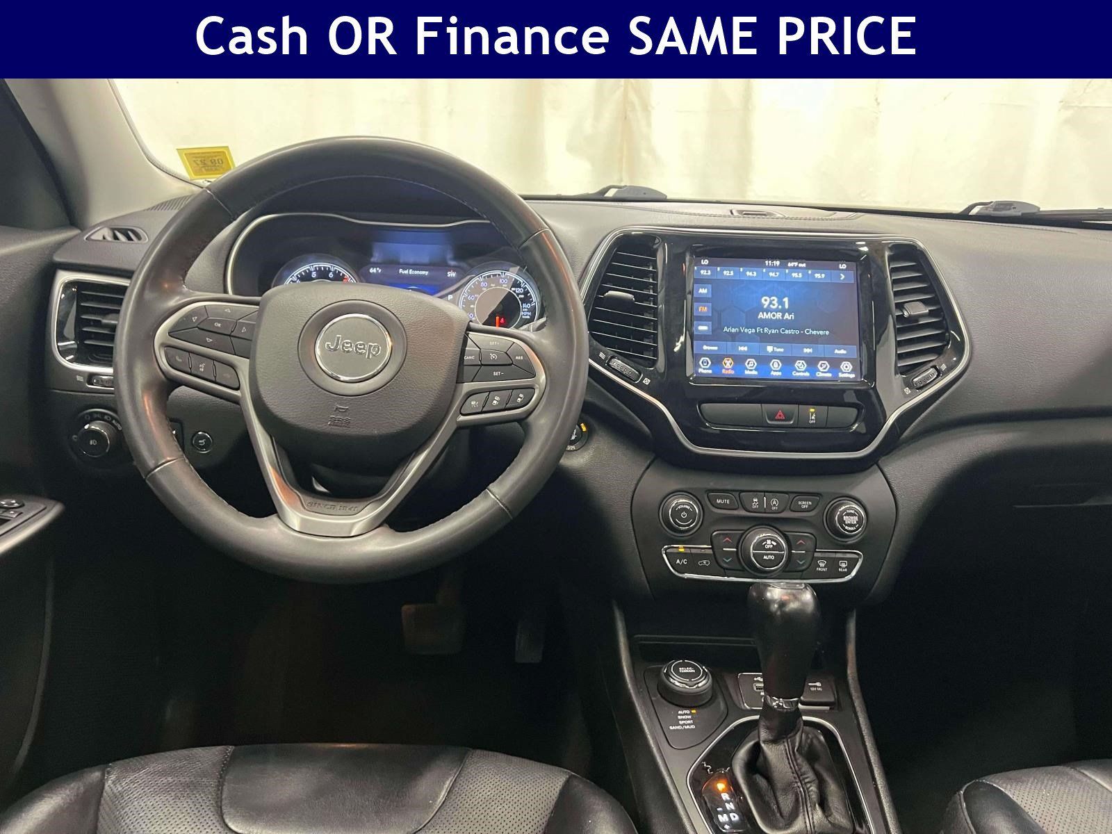 Used 2022 Jeep Cherokee Limited AWD/4WD image 16