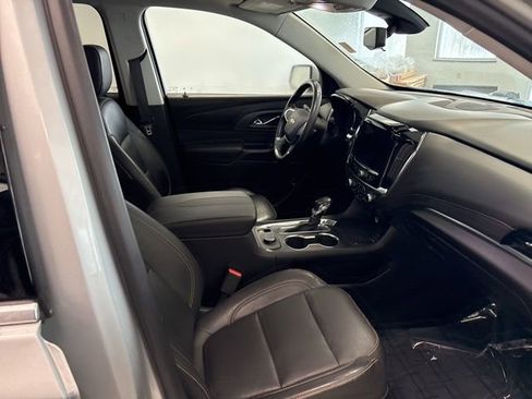Used 2021 Chevrolet Traverse Premier image 26