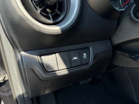 Used 2019 Kia Forte LXS FWD image 14