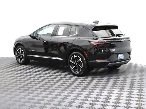 Certified 2024 Chevrolet Equinox EV LT FWD image 5