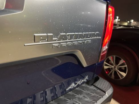 Used 2022 Nissan Titan Platinum Reserve w/ Moonroof Package image 5