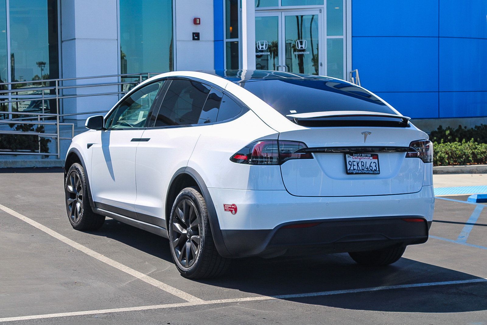 Used 2023 Tesla Model X AWD/4WD image 9