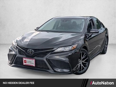 Certified 2024 Toyota Camry SE FWD image 1