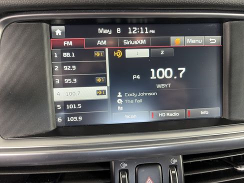 Used 2017 Kia Optima EX FWD image 19