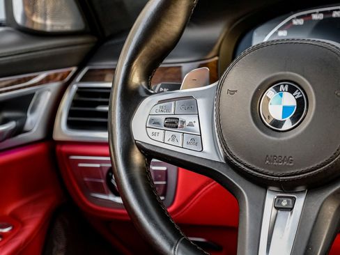 Used 2020 BMW M760i xDrive w/ Luxury Rear Seating Package image 16