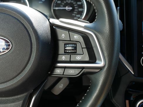 Used 2023 Subaru Forester Touring AWD/4WD image 30