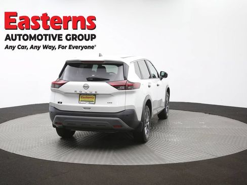 Used 2023 Nissan Rogue S AWD/4WD image 39