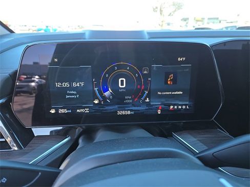 Used 2025 Chevrolet Tahoe LT image 36