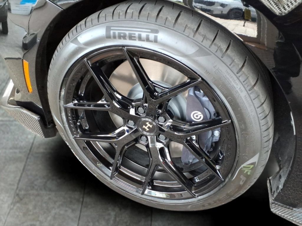 New 2026 Ford Mustang GT Premium w/ GT Performance Package RWD image 7