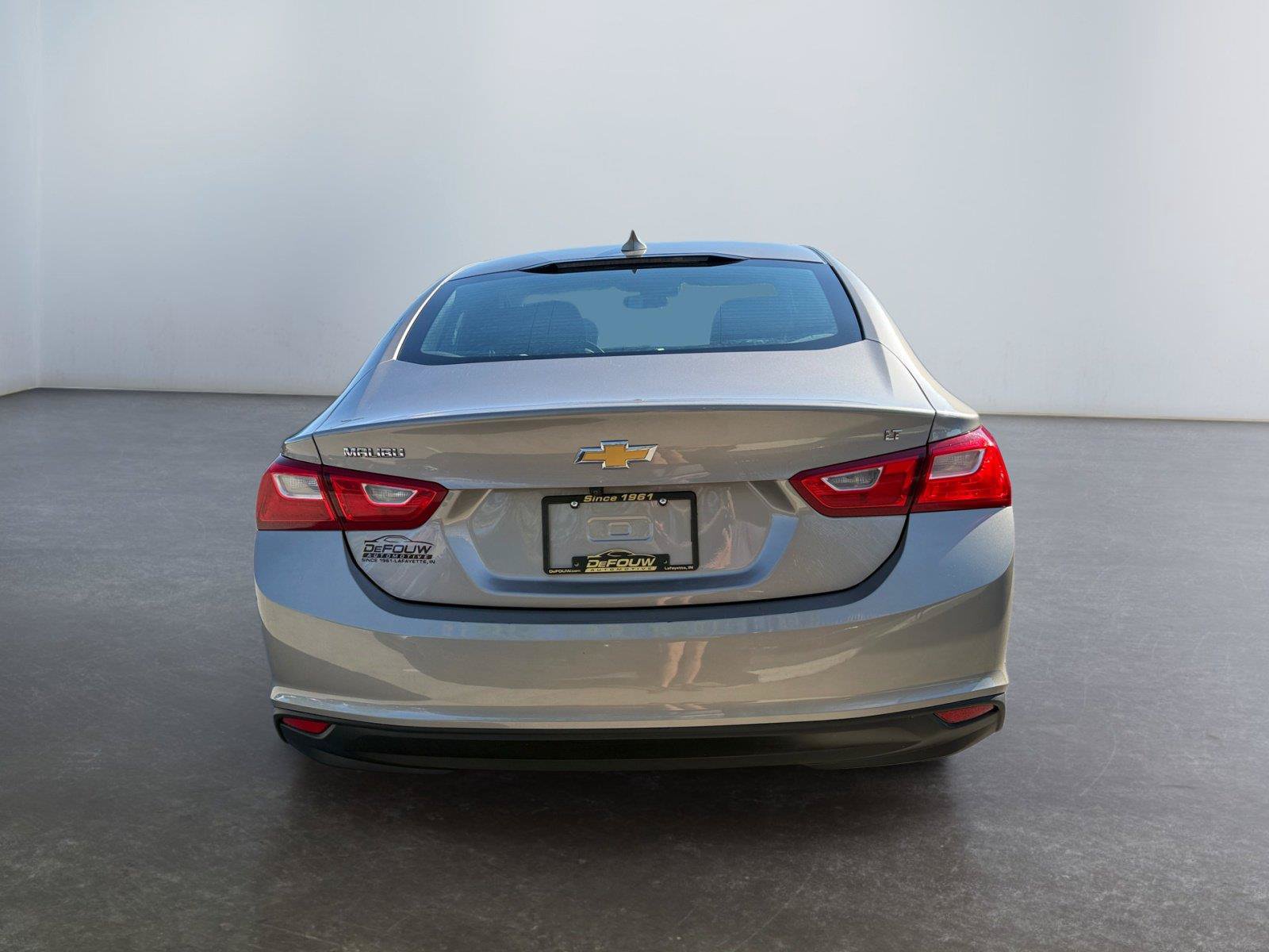 Used 2023 Chevrolet Malibu LT FWD image 4