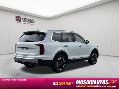 Used 2024 Kia Telluride S AWD/4WD image 7
