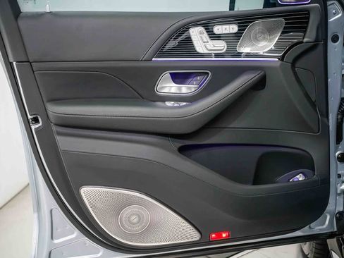 Used 2025 Mercedes-Benz Maybach GLS 600 Maybach GLS 600 image 19