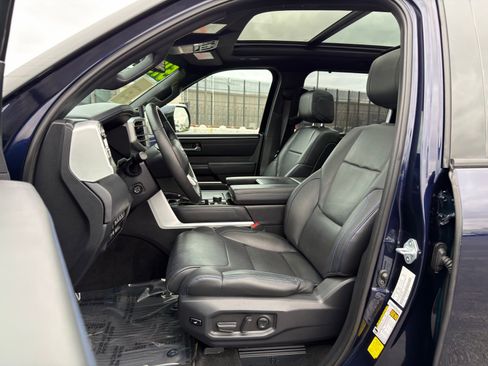 Used 2023 Toyota Tundra Platinum image 10