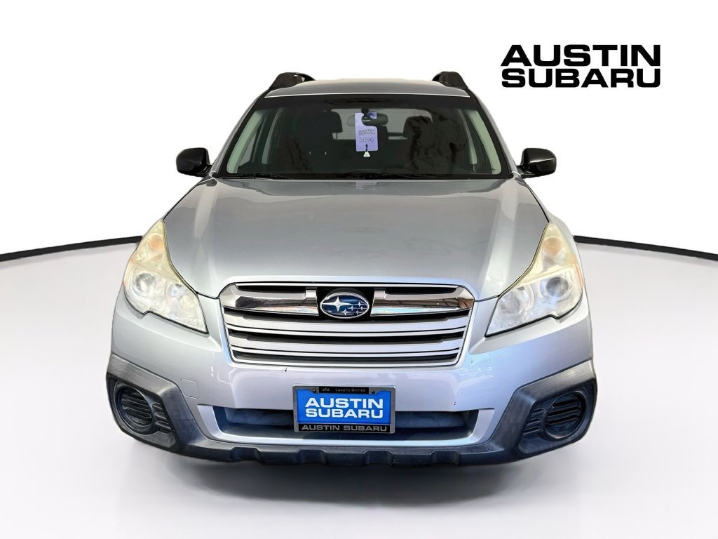 Used 2013 Subaru Outback 2.5i AWD/4WD image 2
