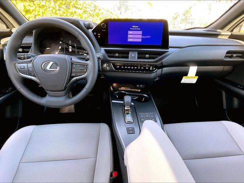 New 2026 Lexus UX 300h FWD image 5