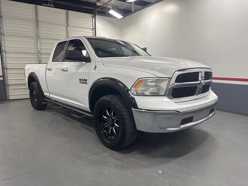 Used 2013 RAM 1500 Classic SLT RWD image 2