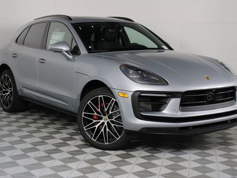 New 2026 Porsche Macan S image 9