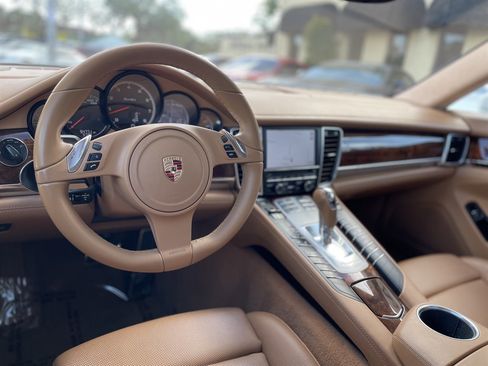 Used 2012 Porsche Panamera Turbo image 15