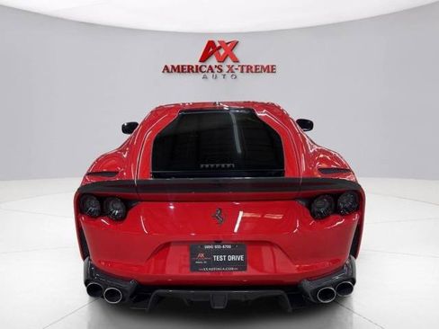 Used 2019 Ferrari 812 Superfast RWD image 7