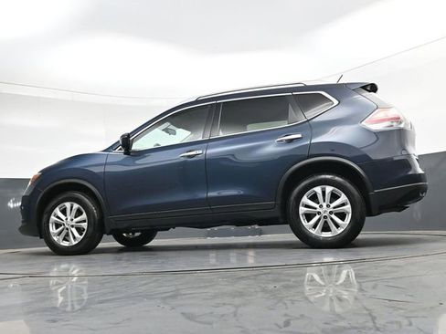 Used 2016 Nissan Rogue SV image 32