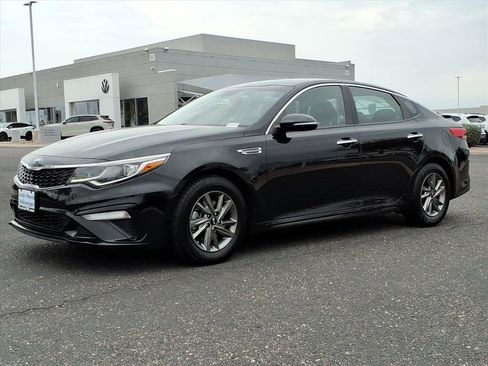 Used 2019 Kia Optima LX image 3