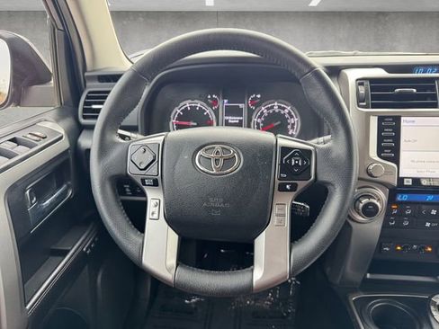 Used 2022 Toyota 4Runner Limited image 21