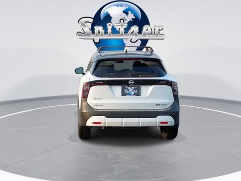 New 2026 Nissan Kicks SR w/ Cold Weather Package AWD/4WD image 8