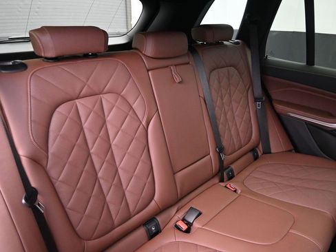 Certified 2023 BMW X5 xDrive40i w/ M Sport Package image 26