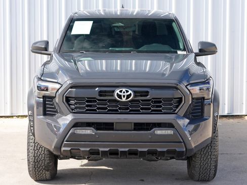 Used 2024 Toyota Tacoma TRD Off-Road w/ TRD Off Road Upgrade Package AWD/4WD image 49
