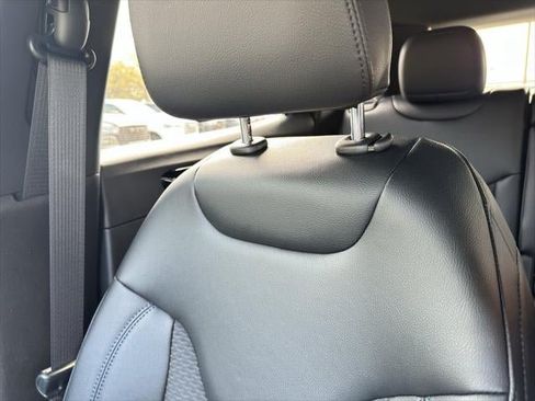 New 2026 Jeep Compass Latitude AWD/4WD image 19