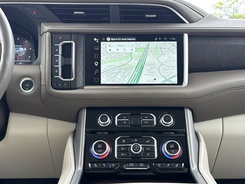 Used 2024 GMC Yukon Denali w/ Advanced Technology Package image 33