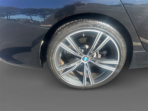 Used 2021 BMW 330i xDrive Sedan w/ Convenience Package image 16