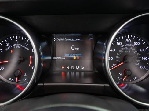 Used 2019 Ford Mustang Premium RWD image 25