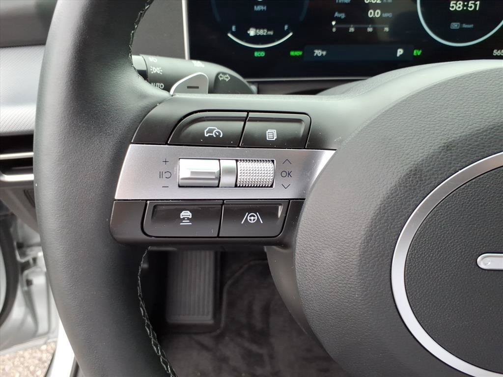 Used 2025 Hyundai Sonata Limited FWD image 18