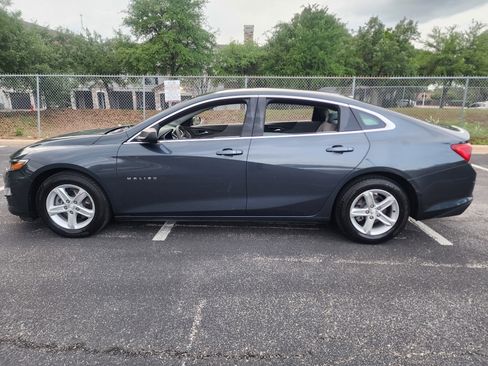 Used 2020 Chevrolet Malibu LS image 4