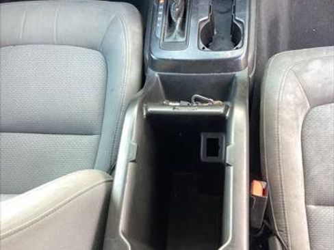 Used 2022 Chevrolet Colorado W/T image 31