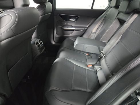 Used 2025 Mercedes-Benz C 300 Sedan image 12
