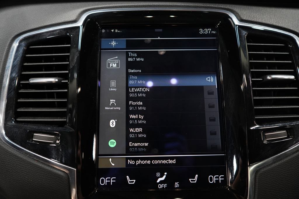 Used 2018 Volvo XC90 T6 Momentum w/ Convenience Package AWD/4WD image 26
