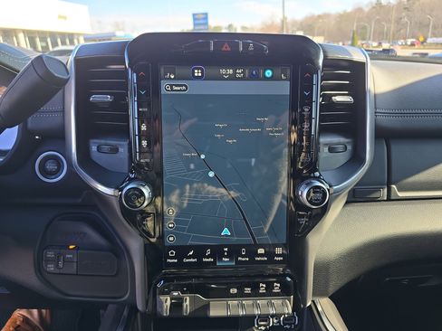 Used 2024 RAM 3500 Laramie w/ Night Edition image 27