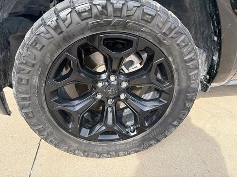 Used 2023 RAM 1500 Limited w/ Body Color Bumper Group AWD/4WD image 2