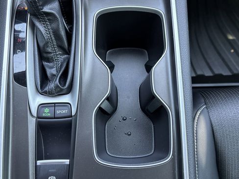 Used 2018 Honda Accord Sport image 7