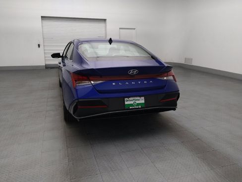 Used 2025 Hyundai Elantra SEL FWD image 6