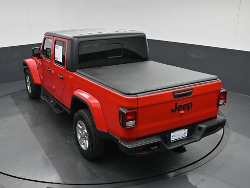Used 2023 Jeep Gladiator Sport image 57