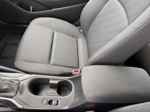 Used 2024 Toyota Corolla LE FWD image 14