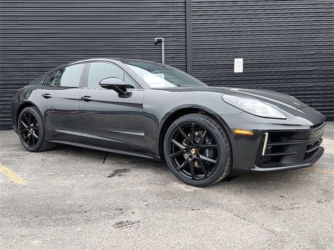 New 2026 Porsche Panamera 4 image 9
