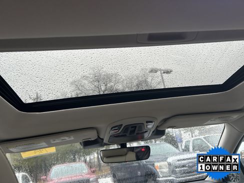 Certified 2025 Subaru Outback Limited image 12