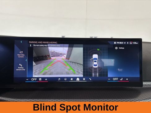 Used 2025 BMW 330i xDrive Sedan w/ M Sport Package image 18